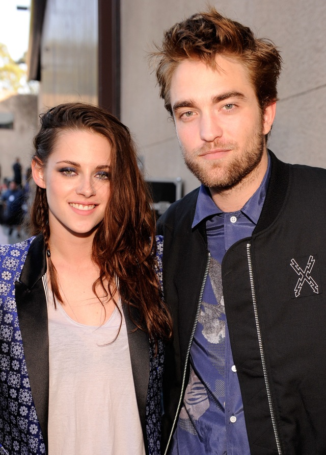 Chàng ma cà rồng Robert Pattinson cảm thấy ấm áp khi nhớ về “Chạng vạng” - 3 Chàng ma cà rồng Robert Pattinson cảm thấy ấm áp khi nhớ về “Chạng vạng” - 3