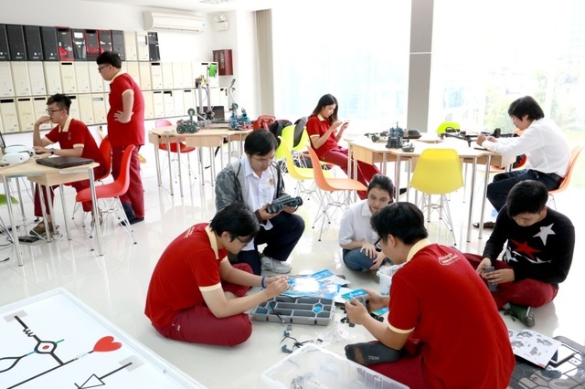Xây ước mơ vào đại học quốc tế bằng học bổng - 2 Xây ước mơ vào đại học quốc tế bằng học bổng - 2