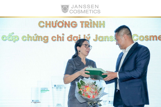 Janssen Cosmetics Day 2019 - Thành công đến từ sự hợp tác chân thành - 4 Janssen Cosmetics Day 2019 - Thành công đến từ sự hợp tác chân thành - 4