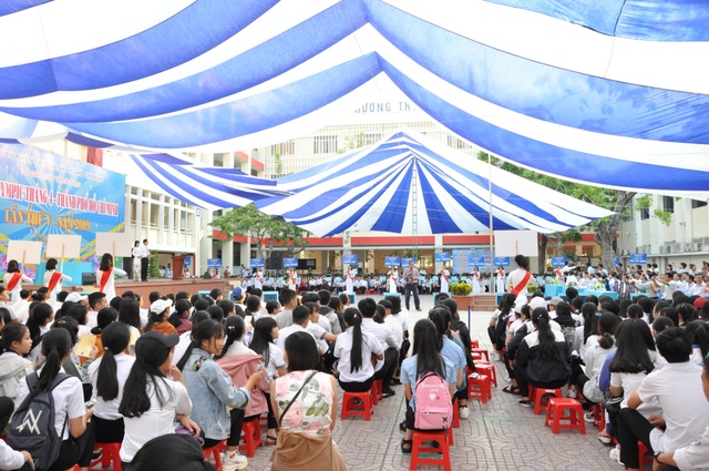 Gần 7.000 học sinh khu vực phía Nam tranh tài kỳ thi Olympic tháng 4 - 4 Gần 7.000 học sinh khu vực phía Nam tranh tài kỳ thi Olympic tháng 4 - 4