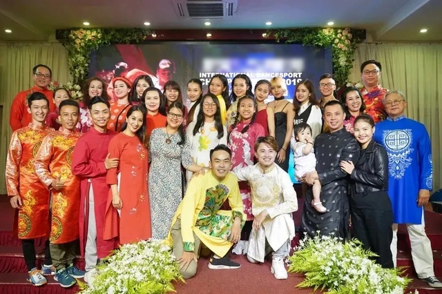Phan Hiển không ghen khi Khánh Thi liên tục giáp mặt tình cũ Chí Anh - 4 Phan Hiển không ghen khi Khánh Thi liên tục giáp mặt tình cũ Chí Anh - 4