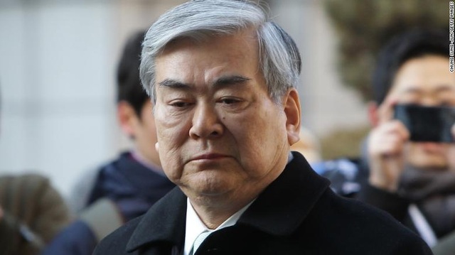 Cho Yang-ho, Chủ tịch và Giám đốc điều hành Korean Air, đã qua đời tại Los Angeles vào hôm qua. Cho Yang-ho, Chủ tịch và Giám đốc điều hành Korean Air, đã qua đời tại Los Angeles vào hôm qua.