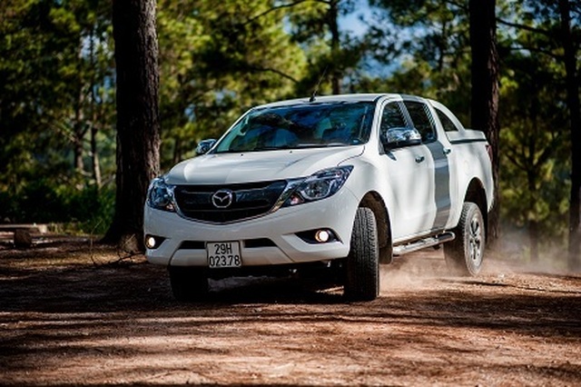 Mazda BT-50 chiếm vị trí số 2 phân khúc bán tải - 2