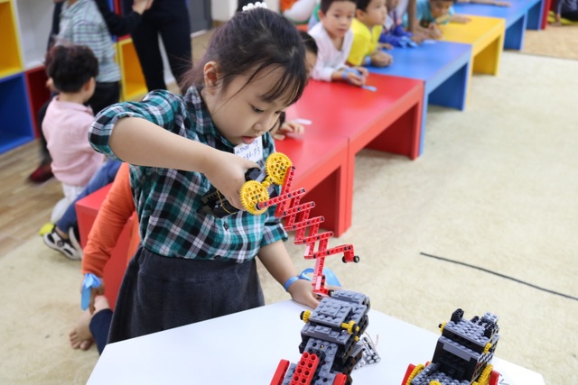 FPT Schools - Trường học 4.0 - 1 FPT Schools - Trường học 4.0 - 1