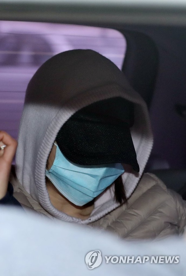 Hwang Hana: Cháu gái nhà tài phiệt, hôn thê cũ của ngôi sao nổi tiếng và cú trượt dài vì ma tuý - 4 Hwang Hana: Cháu gái nhà tài phiệt, hôn thê cũ của ngôi sao nổi tiếng và cú trượt dài vì ma tuý - 4