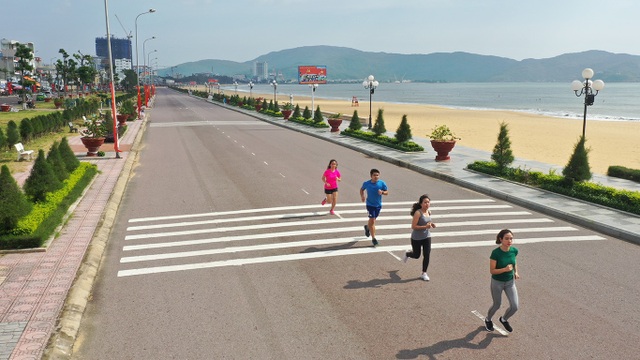 Giải marathon quy mô lớn diễn ra tại Quy Nhơn (Bình Định) - 1 Giải marathon quy mô lớn diễn ra tại Quy Nhơn (Bình Định) - 1