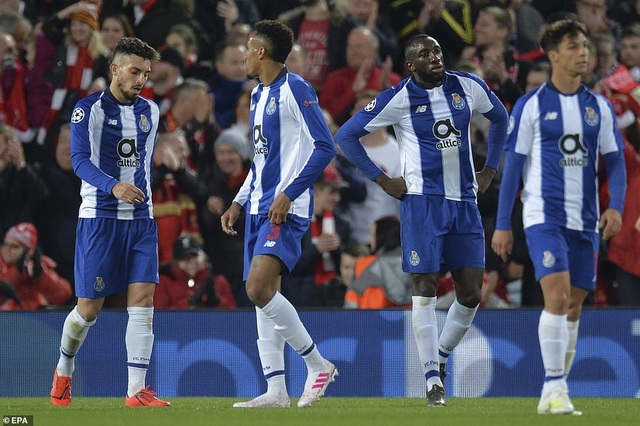 Liverpool 2-0 Porto: Vừa đủ để Anfield 