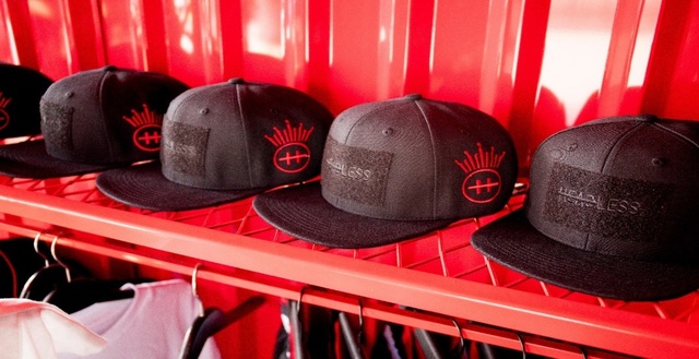 Fung La cùng dàn sao Underground xuất hiện cực chất tại sự kiện đặc biệt của Budweiser - 5 Fung La cùng dàn sao Underground xuất hiện cực chất tại sự kiện đặc biệt của Budweiser - 5