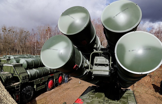 Bất chấp Mỹ cảnh báo, Thổ Nhĩ Kỳ tính mua thêm rồng lửa S-400 của Nga - 1 Bất chấp Mỹ cảnh báo, Thổ Nhĩ Kỳ tính mua thêm rồng lửa S-400 của Nga - 1