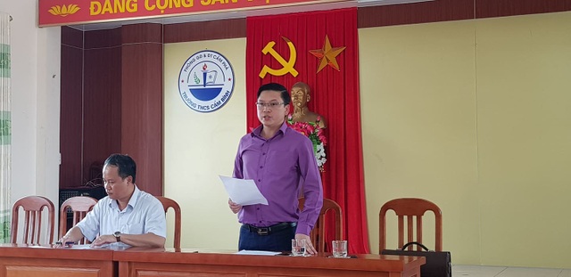 Vụ nữ sinh cấp 2 đánh bạn dã man ngay tại lớp: Đình chỉ Hiệu trưởng, giáo viên chủ nhiệm - 1 Vụ nữ sinh cấp 2 đánh bạn dã man ngay tại lớp: Đình chỉ Hiệu trưởng, giáo viên chủ nhiệm - 1