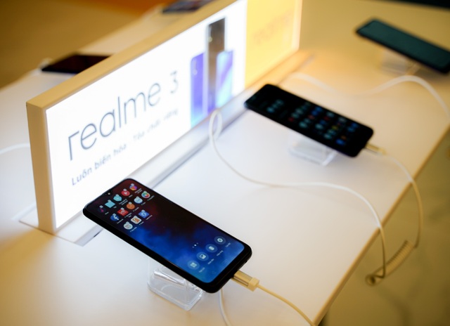 Realme ghi dấu trên thị trường smartphone Việt - 2 Realme ghi dấu trên thị trường smartphone Việt - 2
