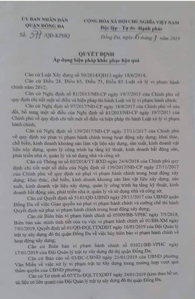 Bị hàng xóm dựng lồng sắt cầm tù ngay giữa thủ đô, người dân có được giải cứu? - 1 Bị hàng xóm dựng lồng sắt cầm tù ngay giữa thủ đô, người dân có được giải cứu? - 1