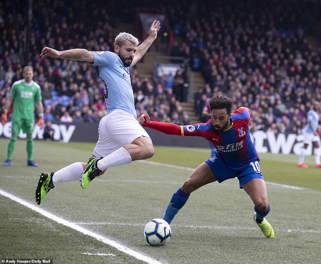 Crystal Palace 1-3 Man City: Cú đúp của Sterling - 2