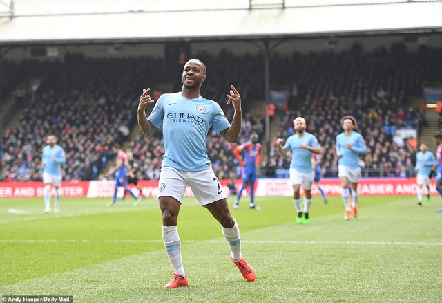 Crystal Palace 1-3 Man City: Cú đúp của Sterling - 1