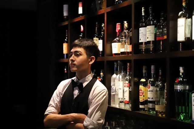 “Hot boy bàn bên” ĐH Tôn Đức Thắng khiến dân mạng rần rần tìm kiếm - 6 “Hot boy bàn bên” ĐH Tôn Đức Thắng khiến dân mạng rần rần tìm kiếm - 6