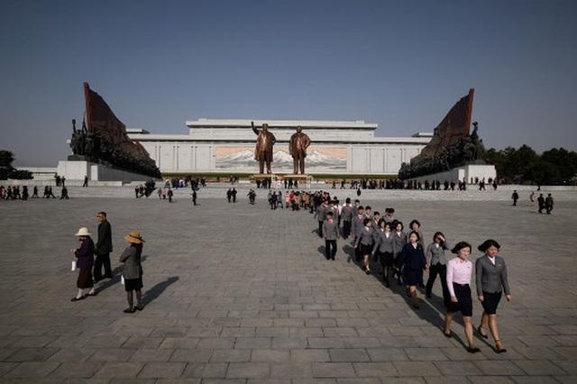 Hàng chục nghìn người Triều Tiên nô nức chào mừng Ngày Ánh Dương - 10