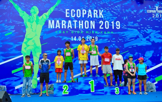 Amix Team Việt Nam tỏa sáng ở giải Ecopark Marathon 2019 - 3 Amix Team Việt Nam tỏa sáng ở giải Ecopark Marathon 2019 - 3