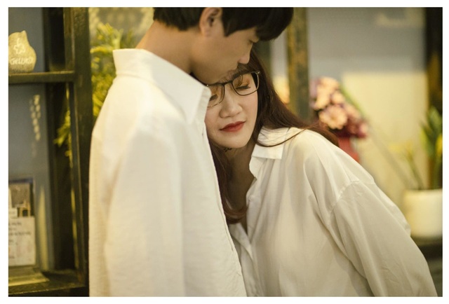 Chuyện tình cảm động của nữ hoạ sĩ 9X vừa kết hôn phát hiện bị ung thư - 4 Chuyện tình cảm động của nữ hoạ sĩ 9X vừa kết hôn phát hiện bị ung thư - 4