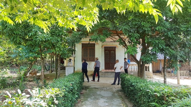 Hơn 50 hộ dân bị nứt nhà nghi do thủy điện nổ mìn gây ảnh hưởng - 6 Hơn 50 hộ dân bị nứt nhà nghi do thủy điện nổ mìn gây ảnh hưởng - 6