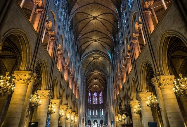 Cách mạng, Napoleon và bây giờ là lửa cháy: Nhà thờ Đức Bà – biểu tượng của Paris đã trải qua những gì? - 2 Cách mạng, Napoleon và bây giờ là lửa cháy: Nhà thờ Đức Bà – biểu tượng của Paris đã trải qua những gì? - 2