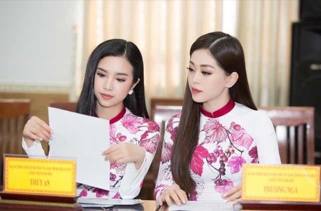 Trải nghiệm Lễ hội nho và vang ở vùng đất đầy nắng và gió - 8 Trải nghiệm Lễ hội nho và vang ở vùng đất đầy nắng và gió - 8