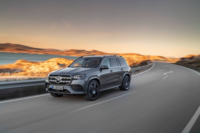 Mercedes-Benz GLS - Phiên bản SUV của S-Class - 25