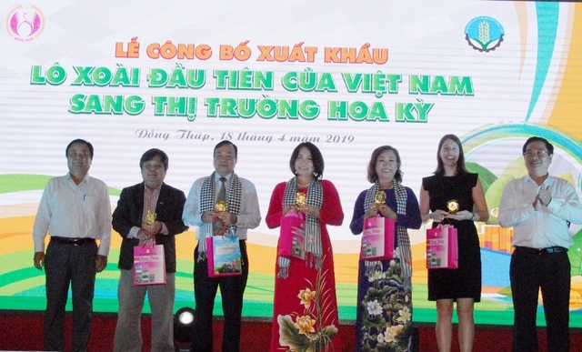 Lô xoài Việt Nam đầu tiên lên đường sang Hoa Kỳ - 1 Lô xoài Việt Nam đầu tiên lên đường sang Hoa Kỳ - 1