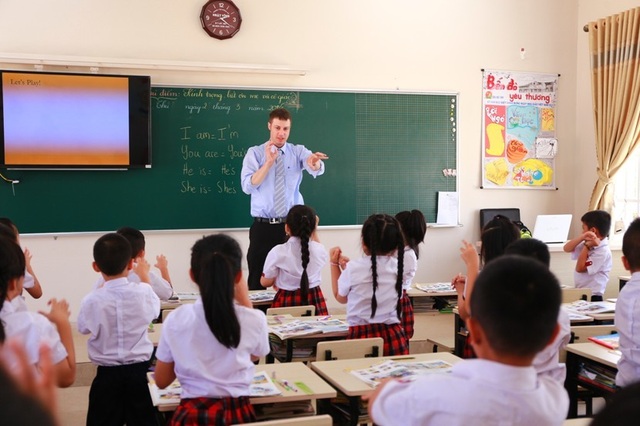 Nhà giáo ưu tú Trần Đức Huyên: Đây là thời điểm chín muồi để tôi làm điều đặc biệt cho giáo dục - 3 Nhà giáo ưu tú Trần Đức Huyên: Đây là thời điểm chín muồi để tôi làm điều đặc biệt cho giáo dục - 3