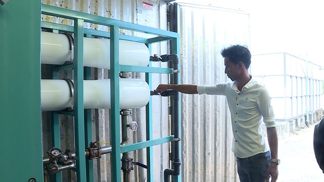 Nắng nóng kéo dài nhiều tháng, nước sinh hoạt ở đảo Bé đắt như... vàng - 2 Nắng nóng kéo dài nhiều tháng, nước sinh hoạt ở đảo Bé đắt như... vàng - 2