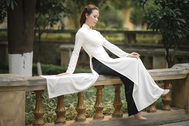 Hoa khôi ĐH Ngoại thương khoe ảnh kỷ yếu đằm thắm, xinh đẹp - 7 Hoa khôi ĐH Ngoại thương khoe ảnh kỷ yếu đằm thắm, xinh đẹp - 7