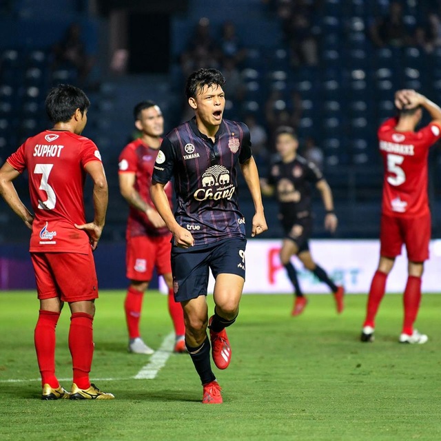Xuân Trường dự bị, Supachai sắm vai cứu tinh cho Buriram United - 1 Xuân Trường dự bị, Supachai sắm vai cứu tinh cho Buriram United - 1