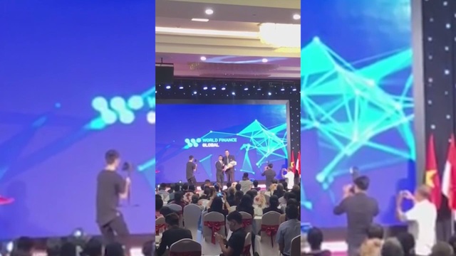 Xử phạt nhóm người nước ngoài tổ chức hội thảo chui thu hút đầu tư - 2 Xử phạt nhóm người nước ngoài tổ chức hội thảo chui thu hút đầu tư - 2
