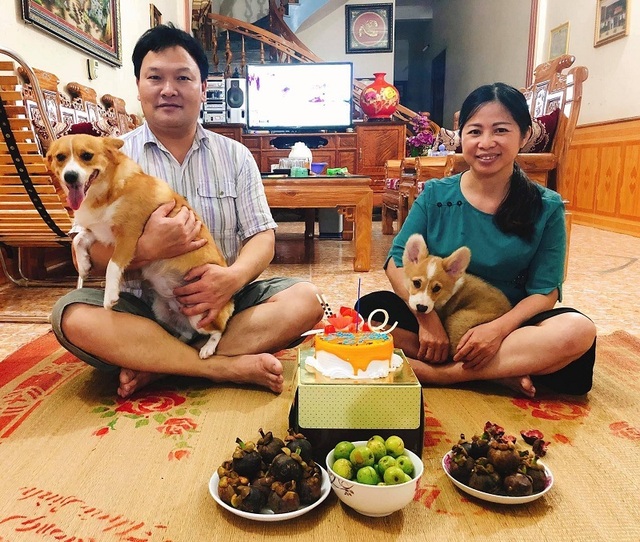Câu chuyện xúc động về ông bố tự tay gội đầu cho con gái 26 tuổi - 4 Câu chuyện xúc động về ông bố tự tay gội đầu cho con gái 26 tuổi - 4