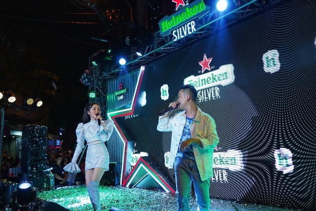Khuấy động giới trẻ từ Bùi Viện đến Tạ Hiện, Heineken Silver khẳng định độ hot trong giới trẻ - 5 Khuấy động giới trẻ từ Bùi Viện đến Tạ Hiện, Heineken Silver khẳng định độ hot trong giới trẻ - 5