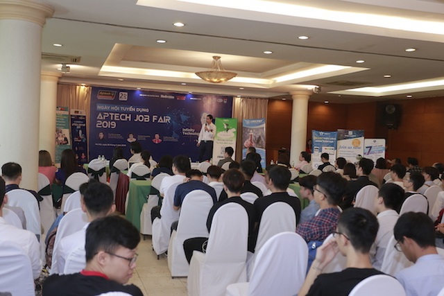 Sinh viên ngành CNTT thiếu kỹ năng nghề nghiệp - 1 Sinh viên ngành CNTT thiếu kỹ năng nghề nghiệp - 1