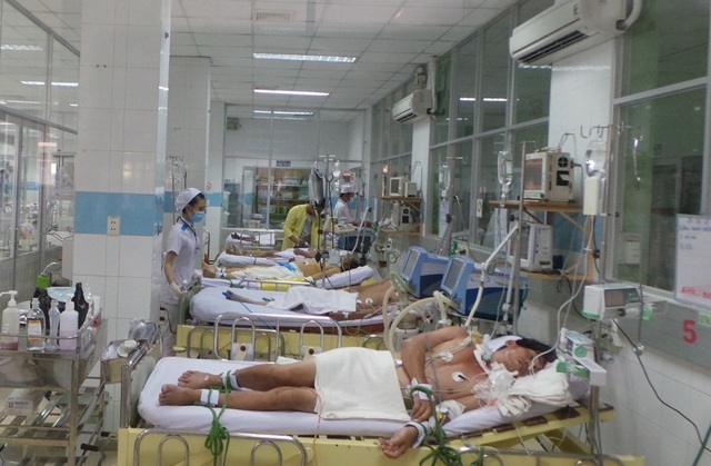 Bệnh uốn ván chích ngừa vài trăm nghìn, mắc bệnh tốn trăm triệu - 2 Bệnh uốn ván chích ngừa vài trăm nghìn, mắc bệnh tốn trăm triệu - 2