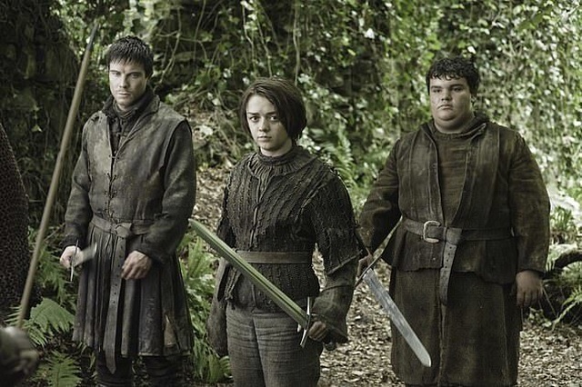 Cảnh “nóng” của Arya Stark khiến “khổ chủ” cũng... sốc - 2 Cảnh “nóng” của Arya Stark khiến “khổ chủ” cũng... sốc - 2