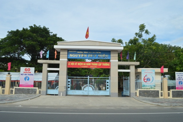 Trường THPT Nguyễn Duy Hiệu thị xã Điện Bàn Trường THPT Nguyễn Duy Hiệu thị xã Điện Bàn