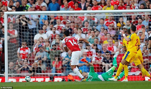 Nhìn lại trận derby thua đắng của Arsenal trước Crystal Palace - 18 Nhìn lại trận derby thua đắng của Arsenal trước Crystal Palace - 18