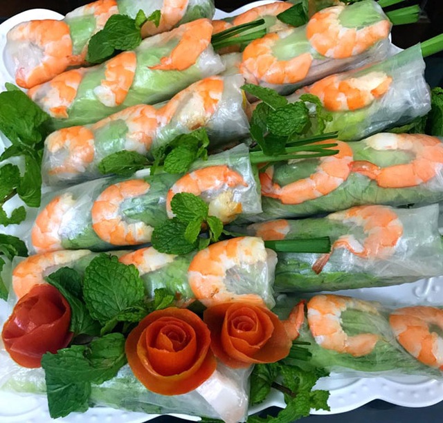 Hướng dẫn cách làm gỏi cuốn tôm thịt giải nóng ngày hè - 1 Hướng dẫn cách làm gỏi cuốn tôm thịt giải nóng ngày hè - 1
