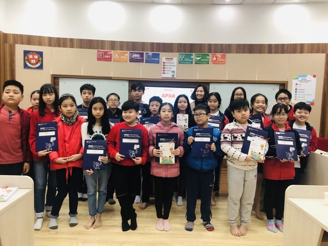 Mùa hè ý nghĩa cho học sinh toàn quốc với kỳ thi quốc tế Cambridge English - 3 Mùa hè ý nghĩa cho học sinh toàn quốc với kỳ thi quốc tế Cambridge English - 3