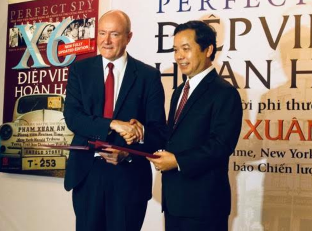 Giám đốc First News nhận giải thưởng “Tận tâm cống hiến vì cộng đồng 2019” - 3 Giám đốc First News nhận giải thưởng “Tận tâm cống hiến vì cộng đồng 2019” - 3
