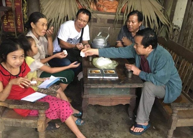 Giám đốc First News nhận giải thưởng “Tận tâm cống hiến vì cộng đồng 2019” - 4 Giám đốc First News nhận giải thưởng “Tận tâm cống hiến vì cộng đồng 2019” - 4