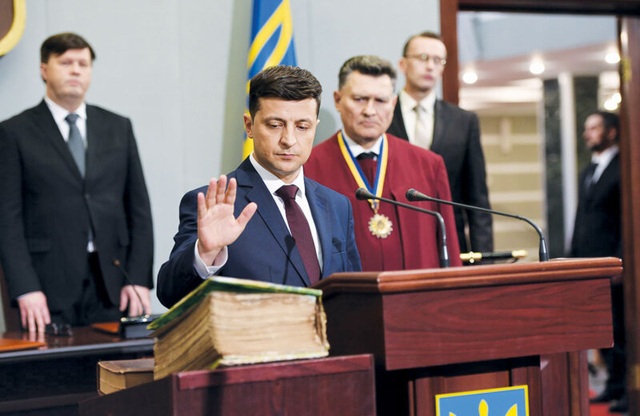 Chuyện đời như phim của diễn viên hài thắng cử tổng thống Ukraine - 5 Chuyện đời như phim của diễn viên hài thắng cử tổng thống Ukraine - 5