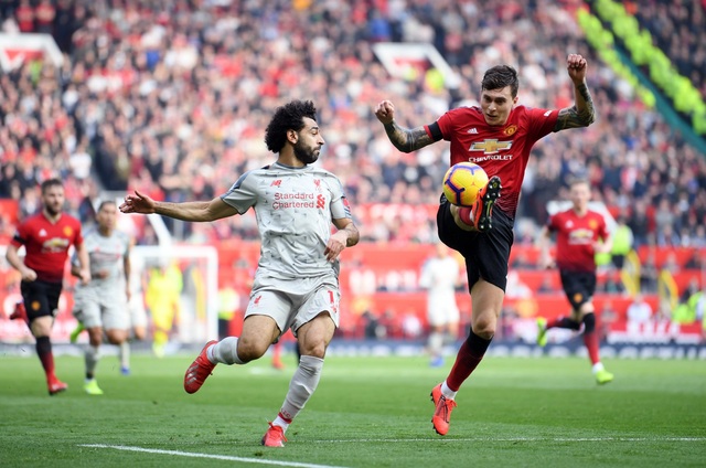 Muốn thành công, MU phải học theo “kẻ thù” Manchester-unitedvs-liverpool-2-1556005285080