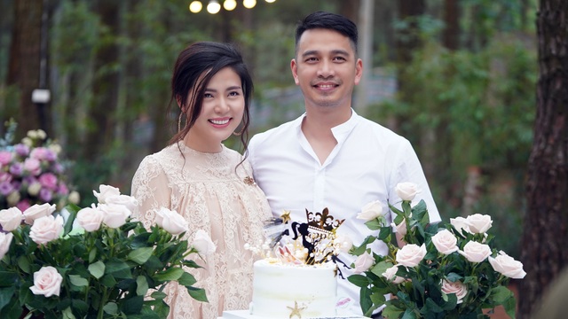 Sinh nhật lãng mạn giữa rừng thông Ba Vì đẹp như mơ của thành viên nhóm Doremi - 1 Sinh nhật lãng mạn giữa rừng thông Ba Vì đẹp như mơ của thành viên nhóm Doremi - 1