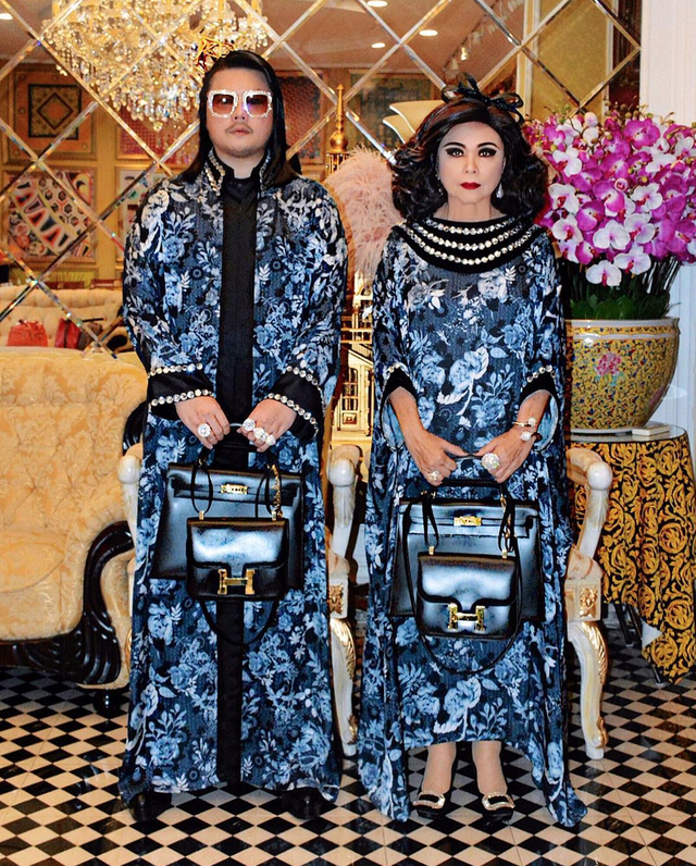 Thái Lan: Cặp mẹ con nổi tiếng vì diện đồ đôi trên một “tầm cao” mới - Ảnh minh hoạ 2