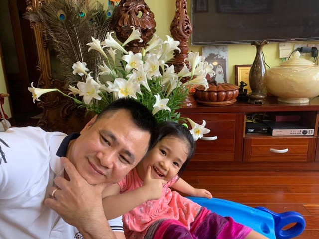 Ngắm không gian sống tiện nghi và ấm áp của NSND Tự Long - 4 Ngắm không gian sống tiện nghi và ấm áp của NSND Tự Long - 4