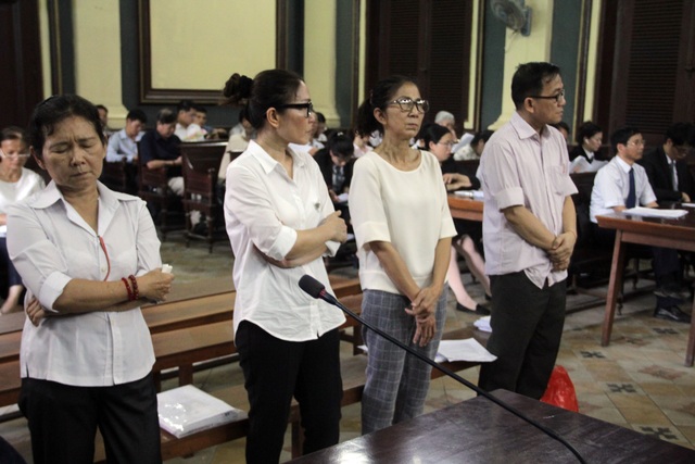 Giám đốc dùng nhà tại “khu đất vàng” lừa hơn 200 tỉ đồng - 2 Giám đốc dùng nhà tại “khu đất vàng” lừa hơn 200 tỉ đồng - 2