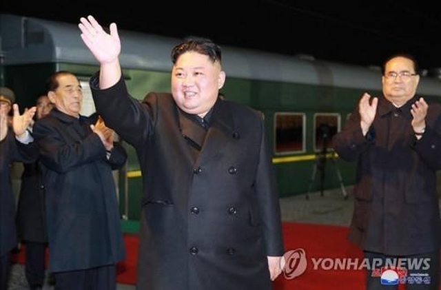 Những hình ảnh ấn tượng về chuyến thăm Nga lịch sử của ông Kim Jong-un - 1 Những hình ảnh ấn tượng về chuyến thăm Nga lịch sử của ông Kim Jong-un - 1